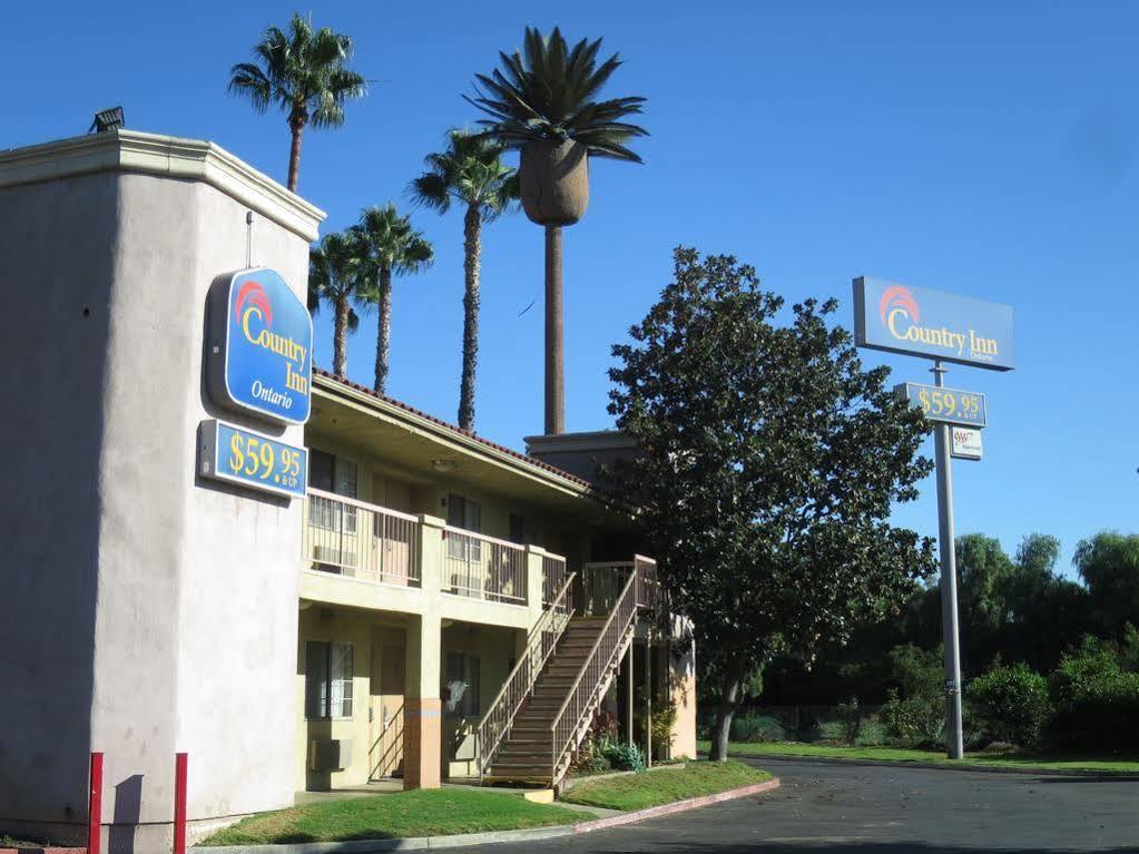 Country Inn Ontario Exterior photo